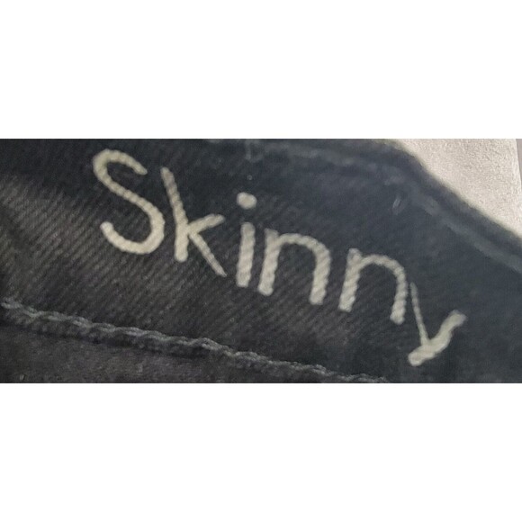 Calvin Klein Black Jeans Women’s 16W x 33 NWT Skinny Straight Mid Rise - Picture 12 of 13